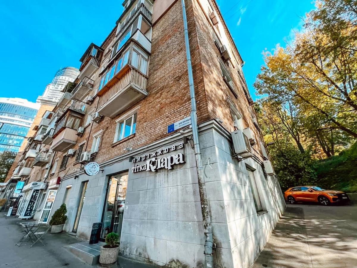 Apartment In The Center Of Kyiv Exterior foto