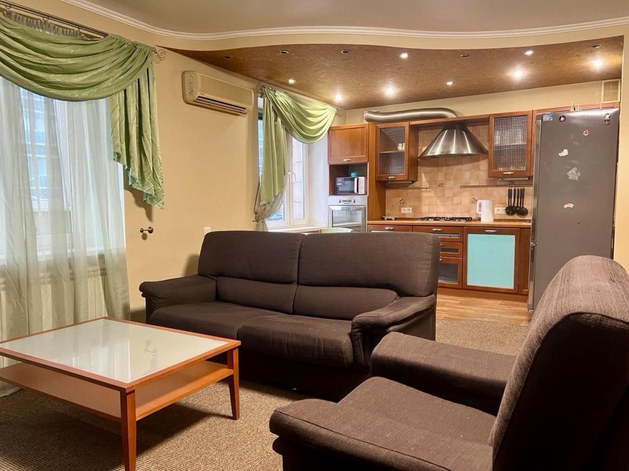Apartment In The Center Of Kyiv Exterior foto