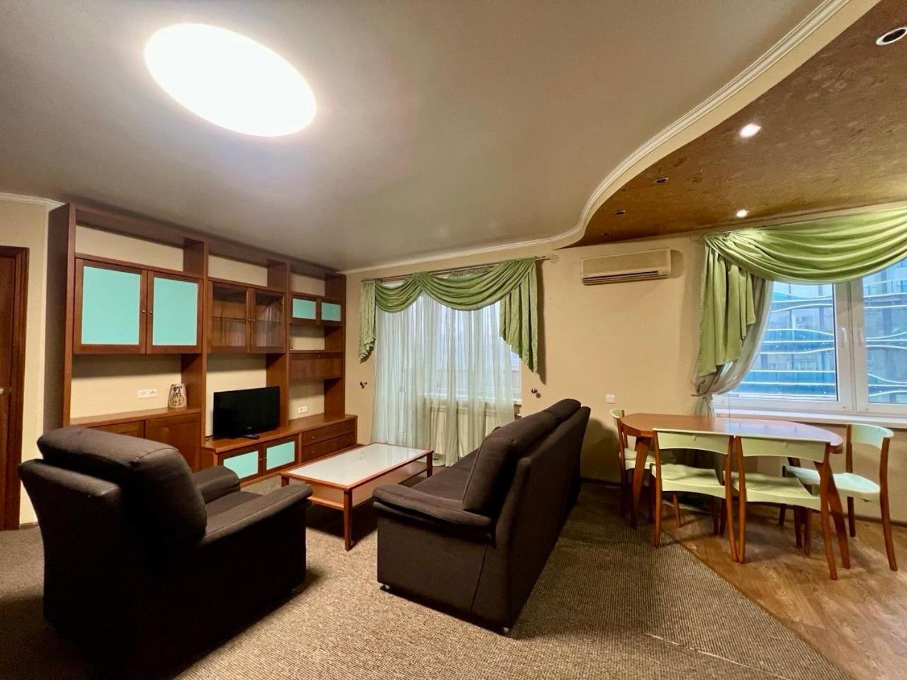 Apartment In The Center Of Kyiv Exterior foto