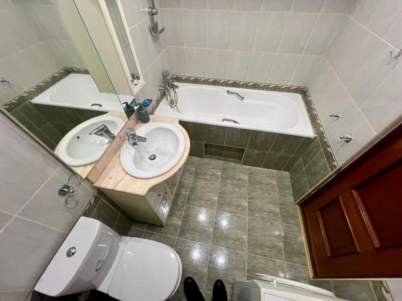 Apartment In The Center Of Kyiv Exterior foto