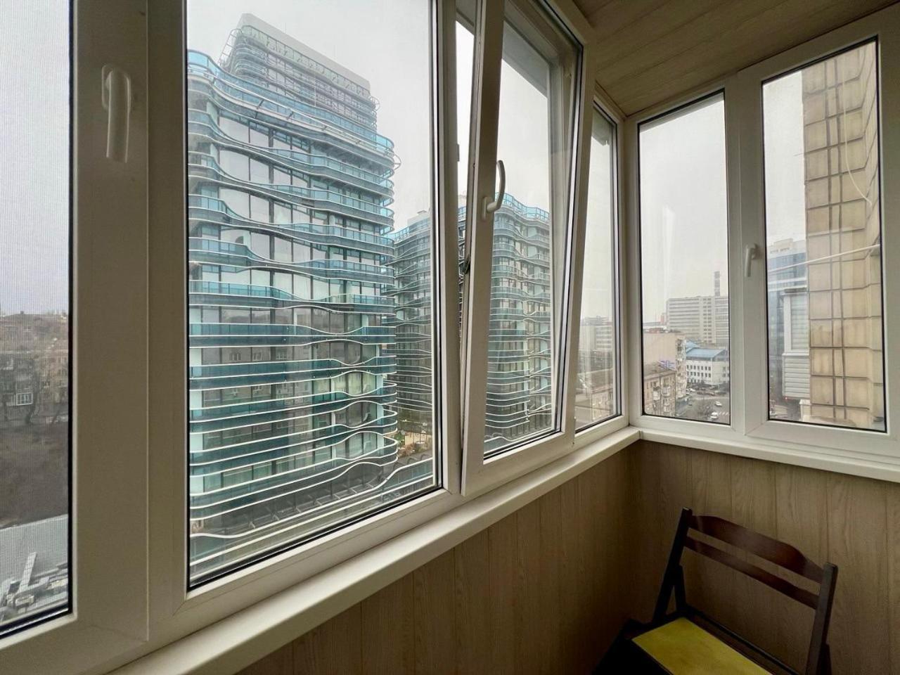 Apartment In The Center Of Kyiv Exterior foto